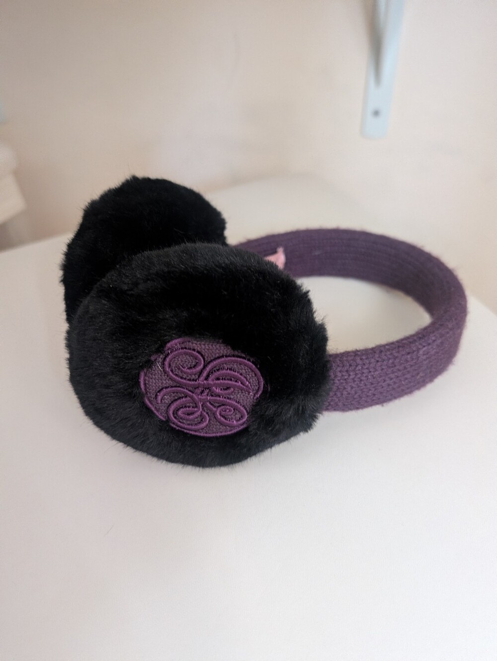 Y2K 2000s Juicy Couture Purple Black Fuzzy Earmuffs Knit Accessory Winter